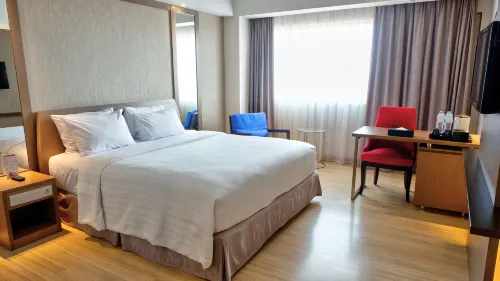 Claro Makassar Rooms Photos