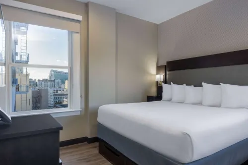 Super 8 by Wyndham San Francisco/Union Square Area Rooms Photos