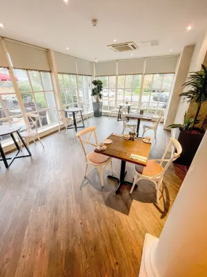Ringwood Hall Hotel & Spa Restauration Photos