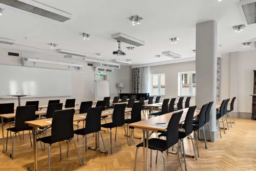 Best Western Strand Hotel Business Photos