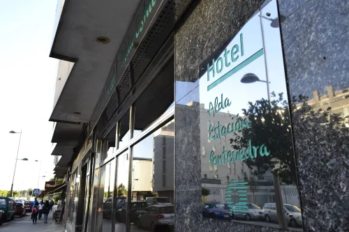 Hotel Alda Estación Pontevedra Рядом с отелем Photos