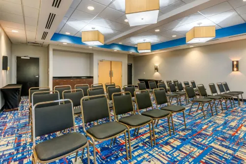 Cambria Hotel Ft Lauderdale, Airport South & Cruise Port Business Photos
