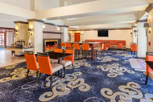 Affordable Suites of America Detroit-Warren Restauration Photos