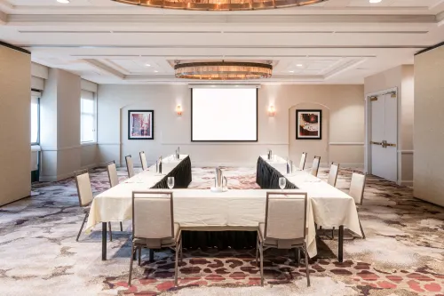Chicago Marriott Suites Deerfield Business Photos
