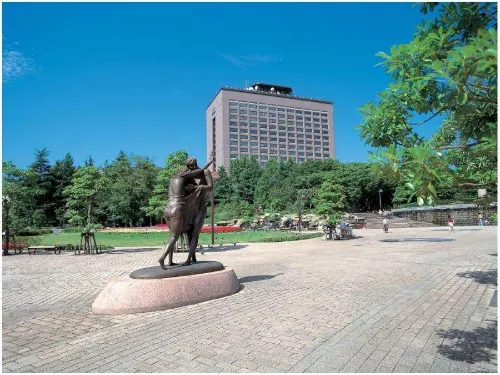 Hotel Green with Near Hotel Photos