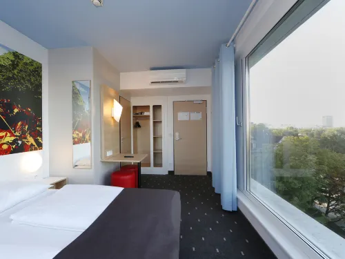 B&B Hotel Berlin-Tiergarten Photos