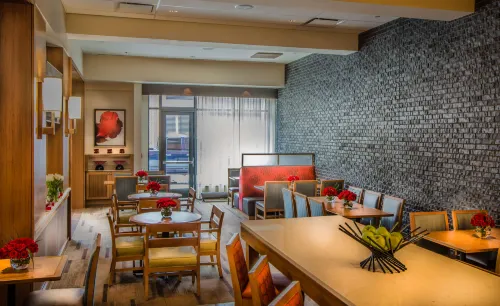 Hyatt Place Baltimore Inner Harbor Dining Photos