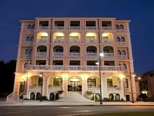 Grand Hotel President Exterior Photos