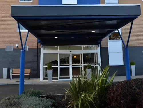 Holiday Inn Express Birmingham - Star City Extérieur Photos