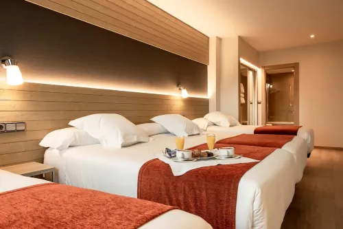 Hotel Avenida Rooms Photos
