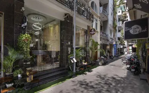 Khách Sạn và Spa Splendid Star Grand Xung quanh Photos