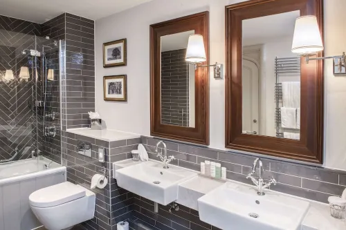 De Vere Tortworth Court Rooms Photos