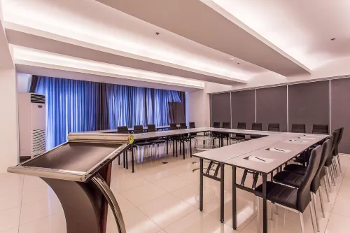 Y2 Residence Hotel Managed by HII Business Facilities Photos