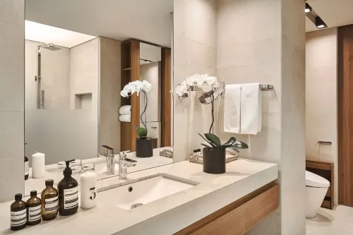 The Classic 500 Pentaz Executive Residence Rooms Photos
