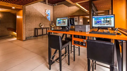Best Western Cedar Park Inn Business Facilities Photos