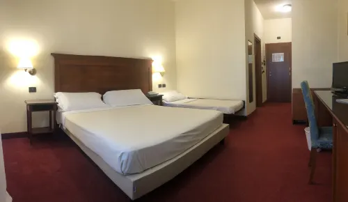 Hotel HR Camere Photos