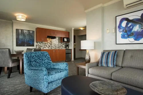 Chateau Victoria Hotel & Suites Photos