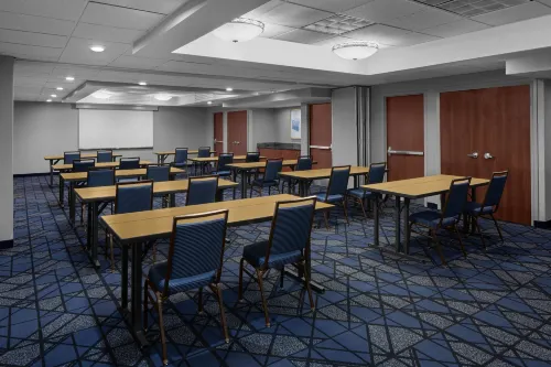 Courtyard San Diego Rancho Bernardo Business Facilities Photos