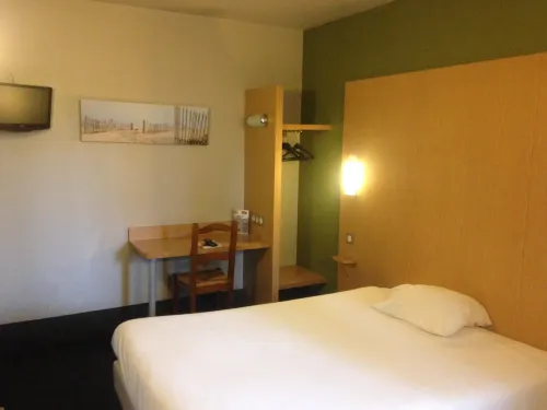 Hotel Bel Alp Manosque Rooms Photos