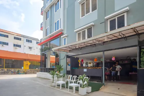 Patong Buri Resort Extérieur Photos