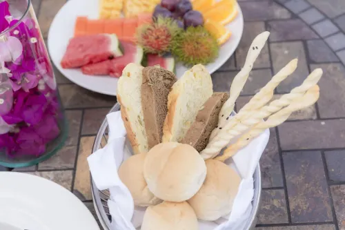 비욘드 리조트 크라비 식사 Photos