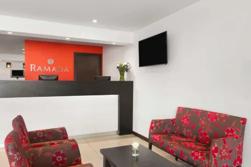 Ramada by Wyndham Milton Keynes Public Areas Photos