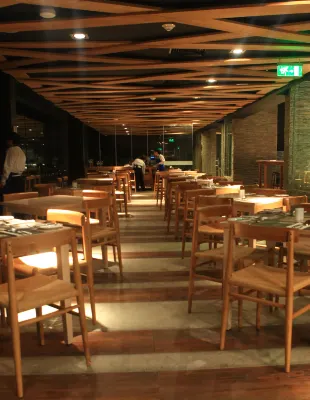 Enjoy Chiloé Dining Photos