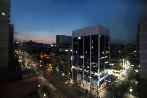 KSTAR METRO Hotel Rooms Photos