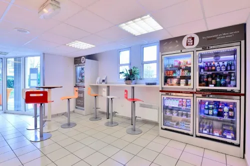 Premiere Classe Marne La Vallee - Torcy Espaces publics Photos