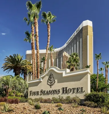 Four Seasons Hotel Las Vegas Exterior Photos