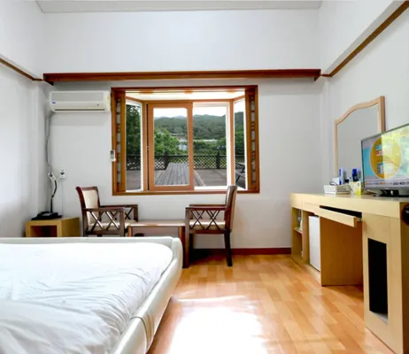 Gurye Little Prince Pension Kamar Photos