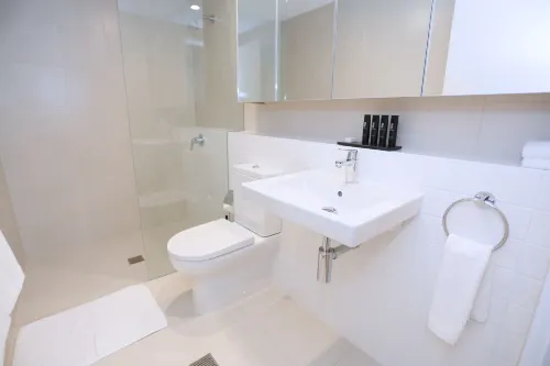 Alex Perry Hotel & Apartments Rooms Photos
