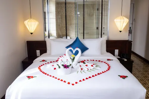 Khách sạn Royal Riverside Hội An Photos