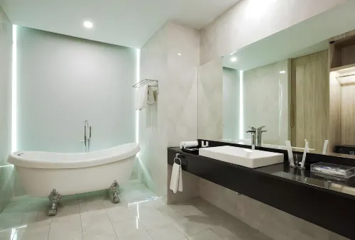 Sparks Life Jakarta, ARTOTEL Curated Photos