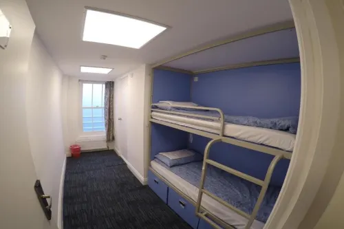 Smart Hyde Park Inn Hostel Photos