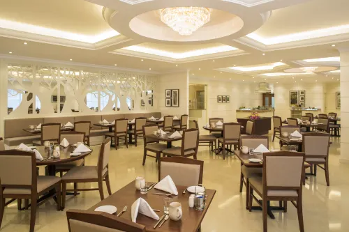Hilton Garden Inn Hanoi Dining Photos