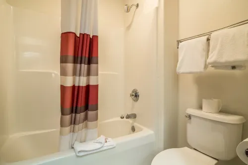 Red Roof Inn Greensboro Coliseum Camere Photos