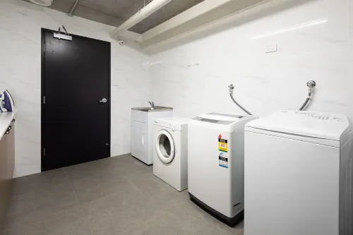 Ascot Budget Inn & Residences Photos