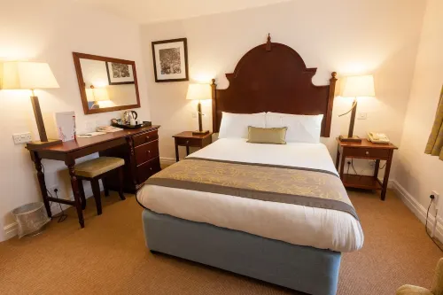 De Vere Tortworth Court Rooms Photos