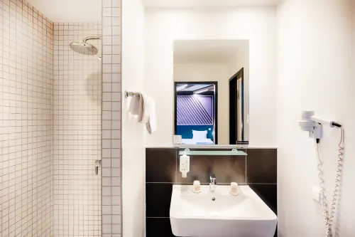 B&B HOTEL München-Moosach Huoneet Photos