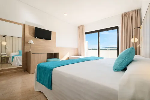 AzuLine Hotel Bergantin Photos