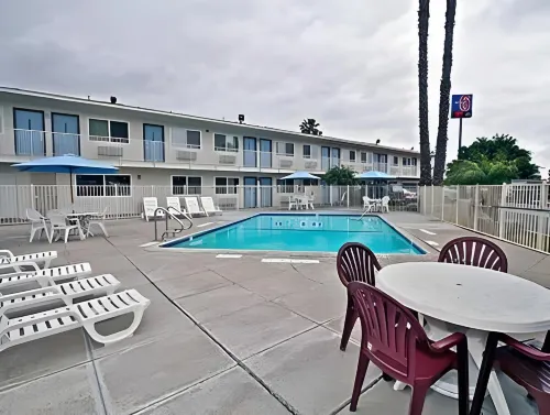 Motel 6 Westminster, CA - South - Long Beach Area Benessere e tempo libero Photos