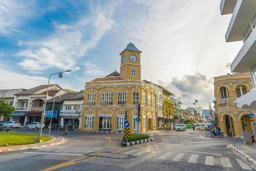Hotel Tide Phuket Beach Front Рядом с отелем Photos