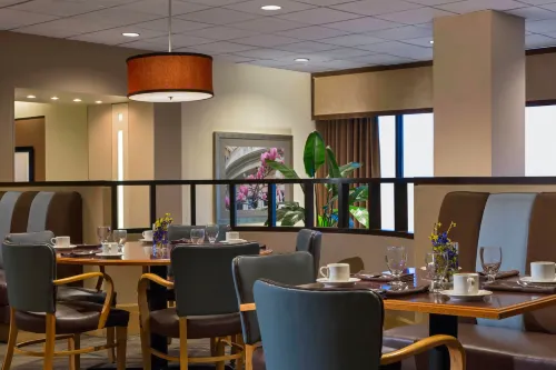 Sheraton Houston Brookhollow Hotel Restauration Photos