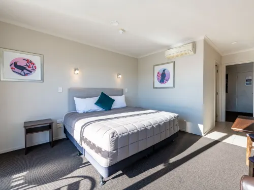 Lake Taupo Motor Inn Photos