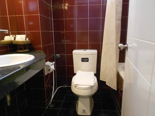 B.S. Court Hotel Sathorn Rooms Photos
