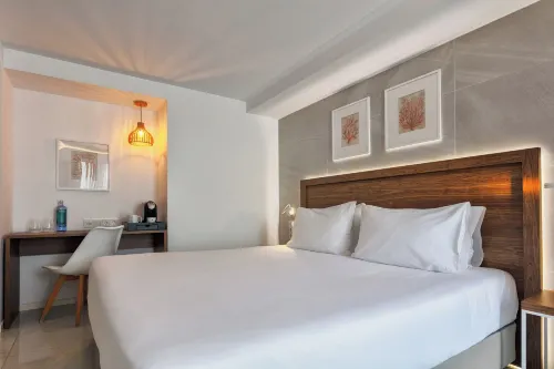 Eurostars Puerto de Ibiza Kamar Photos