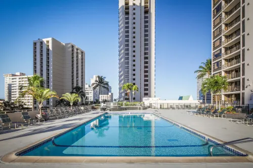 Aston at The Waikiki Banyan Здоровье и отдых Photos