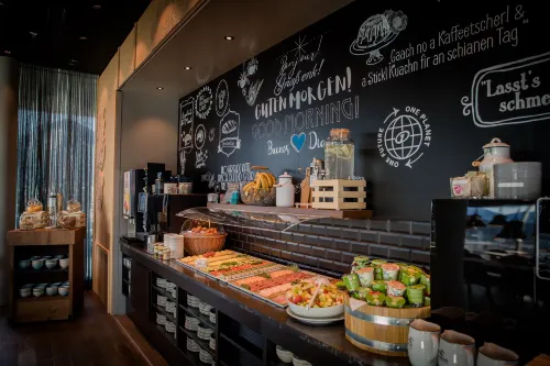 Motel One Innsbruck Ristorazione Photos