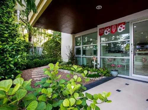 CS Residence Area Publik Photos